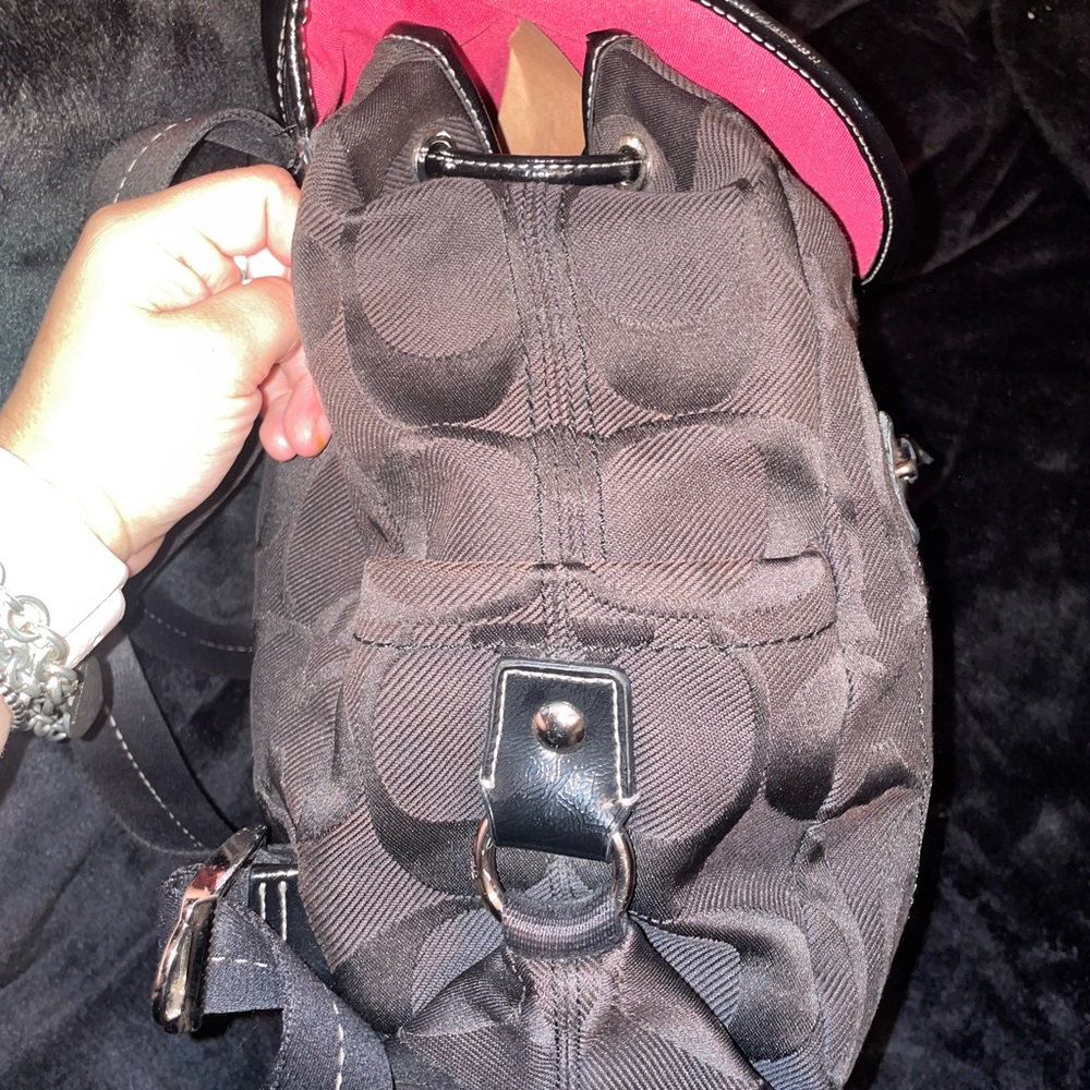 Coach Kyra Daisy Signature Backback - Picture 6 of 9